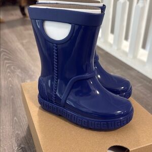 UGG Kids Blue Rain Boots size 7